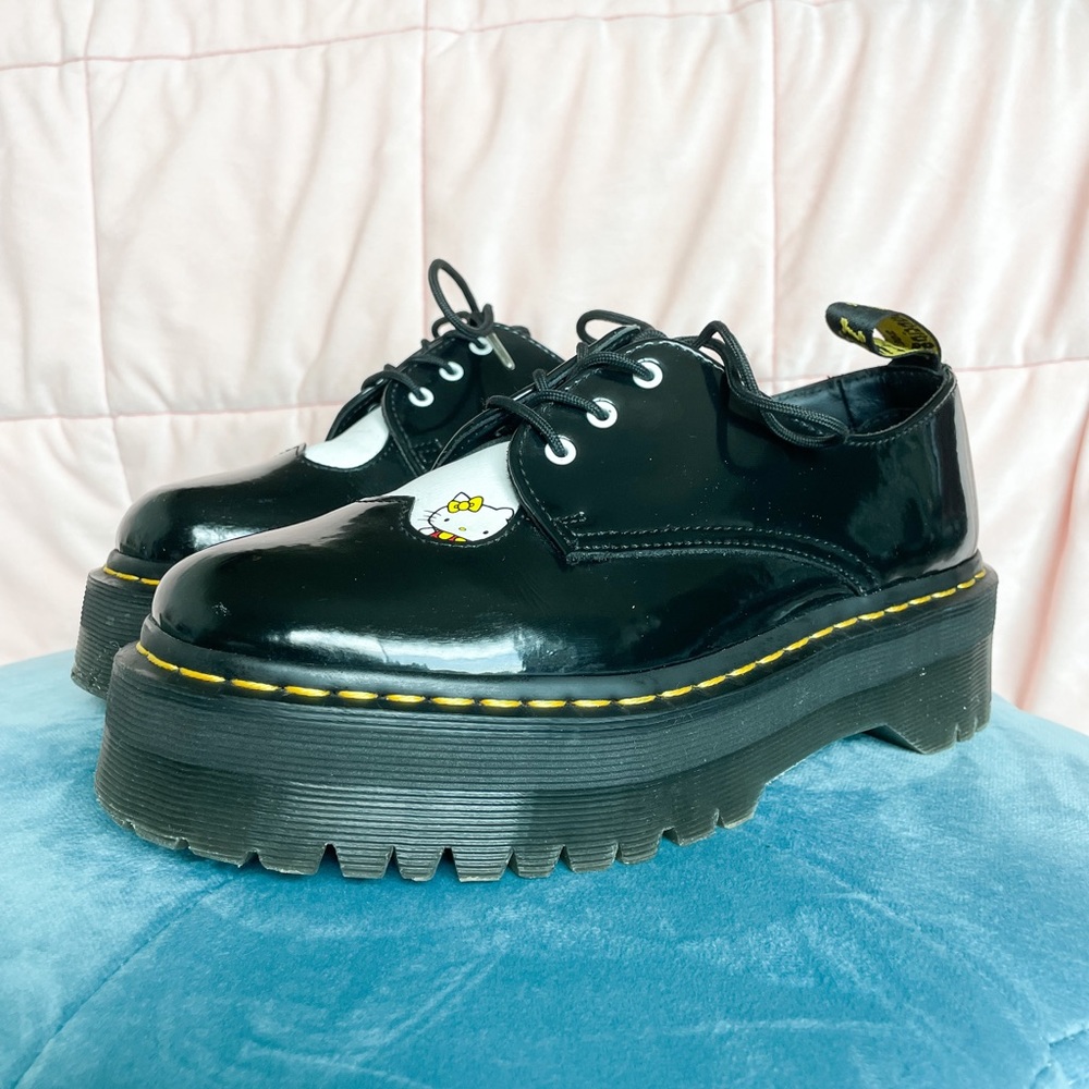 Dr. Marten's x Hello Kitty 1461 Quad